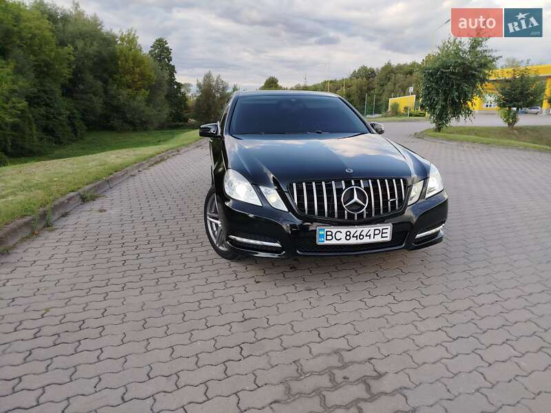 Седан Mercedes-Benz E-Class 2011 в Бродах