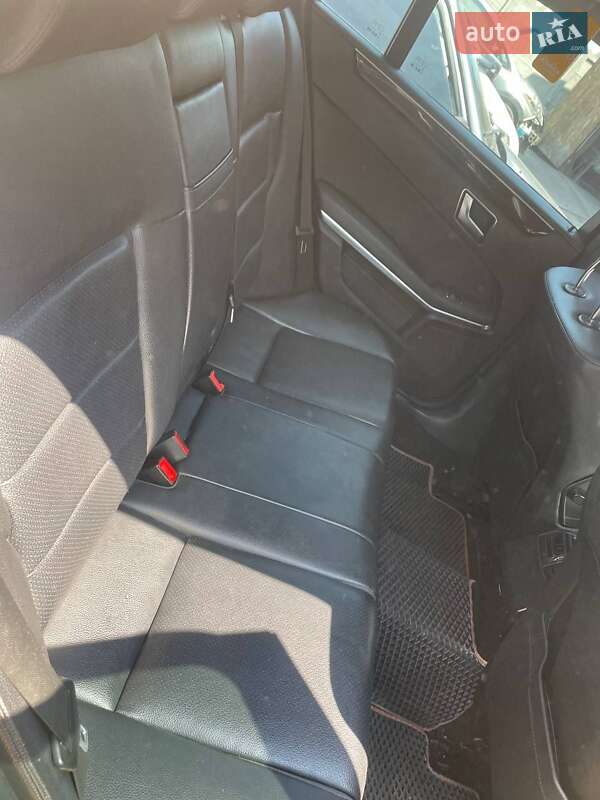 Седан Mercedes-Benz E-Class 2012 в Чорноморську