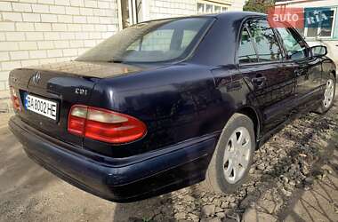 Седан Mercedes-Benz E-Class 2001 в 
