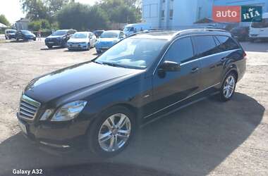 Mercedes-Benz E-Class 2011 Mercedes-Benz E-Class 2011