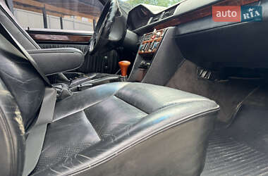 Универсал Mercedes-Benz E-Class 1992 в Рожнятове