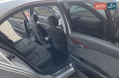 Седан Mercedes-Benz E-Class 2002 в 
