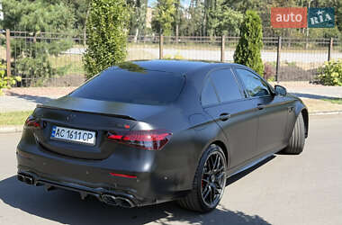 Седан Mercedes-Benz E-Class 2021 в 