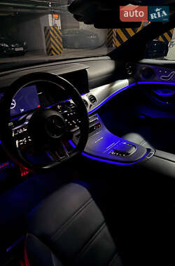 Седан Mercedes-Benz E-Class 2021 в 