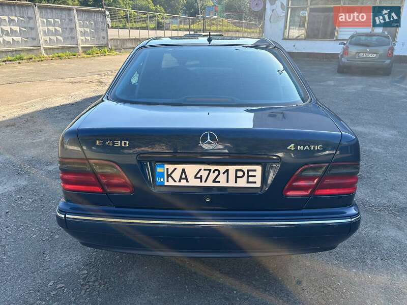Седан Mercedes-Benz E-Class 2000 в Києві