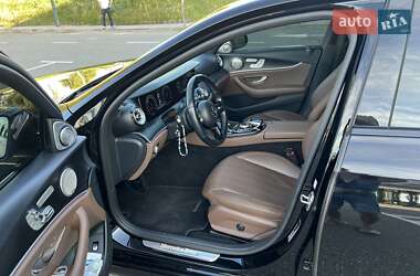 Седан Mercedes-Benz E-Class 2019 в 