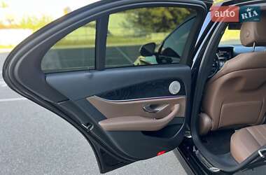Седан Mercedes-Benz E-Class 2019 в 