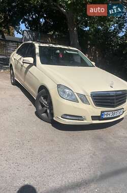 Седан Mercedes-Benz E-Class 2012 в Черноморске