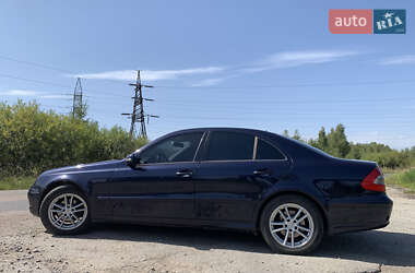 Седан Mercedes-Benz E-Class 2007 в 