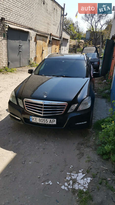 Универсал Mercedes-Benz E-Class 2011 в Днепре фото 7 Универсал Mercedes-Benz E-Class 2011 в Днепре