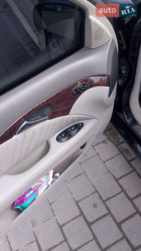 Седан Mercedes-Benz E-Class 2004 в Радчі фото 15 Седан Mercedes-Benz E-Class 2004 в Радчі