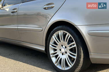 Седан Mercedes-Benz E-Class 2007 в 