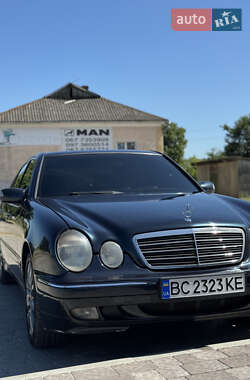 Седан Mercedes-Benz E-Class 2000 в 