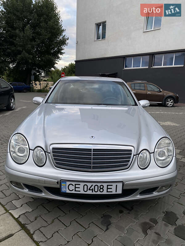 Седан Mercedes-Benz E-Class 2003 в Чернівцях