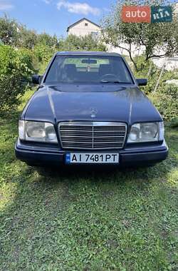 Седан Mercedes-Benz E-Class 1994 в Василькове