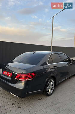 Седан Mercedes-Benz E-Class 2013 в 