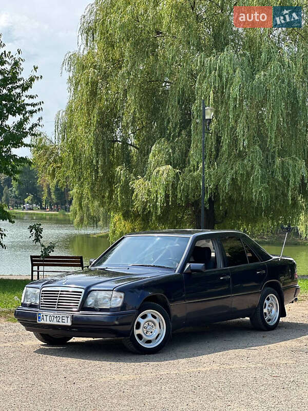 Седан Mercedes-Benz E-Class 1995 в Чернівцях