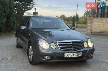 Седан Mercedes-Benz E-Class 2007 в Самборі