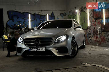 Седан Mercedes-Benz E-Class 2020 в Львові