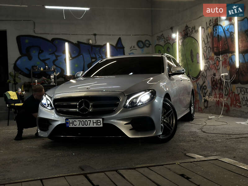 Седан Mercedes-Benz E-Class 2020 в 