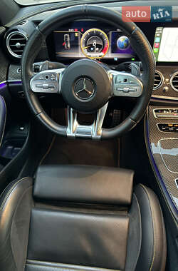 Седан Mercedes-Benz E-Class 2018 в 