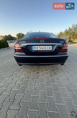 Седан Mercedes-Benz E-Class 2008 в 