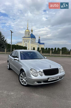 Седан Mercedes-Benz E-Class 2004 в Ирпене