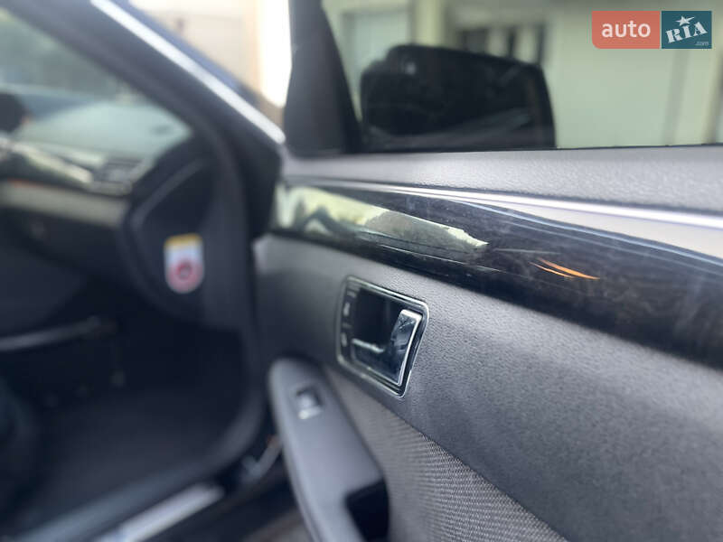 Седан Mercedes-Benz E-Class 2009 в Вінниці