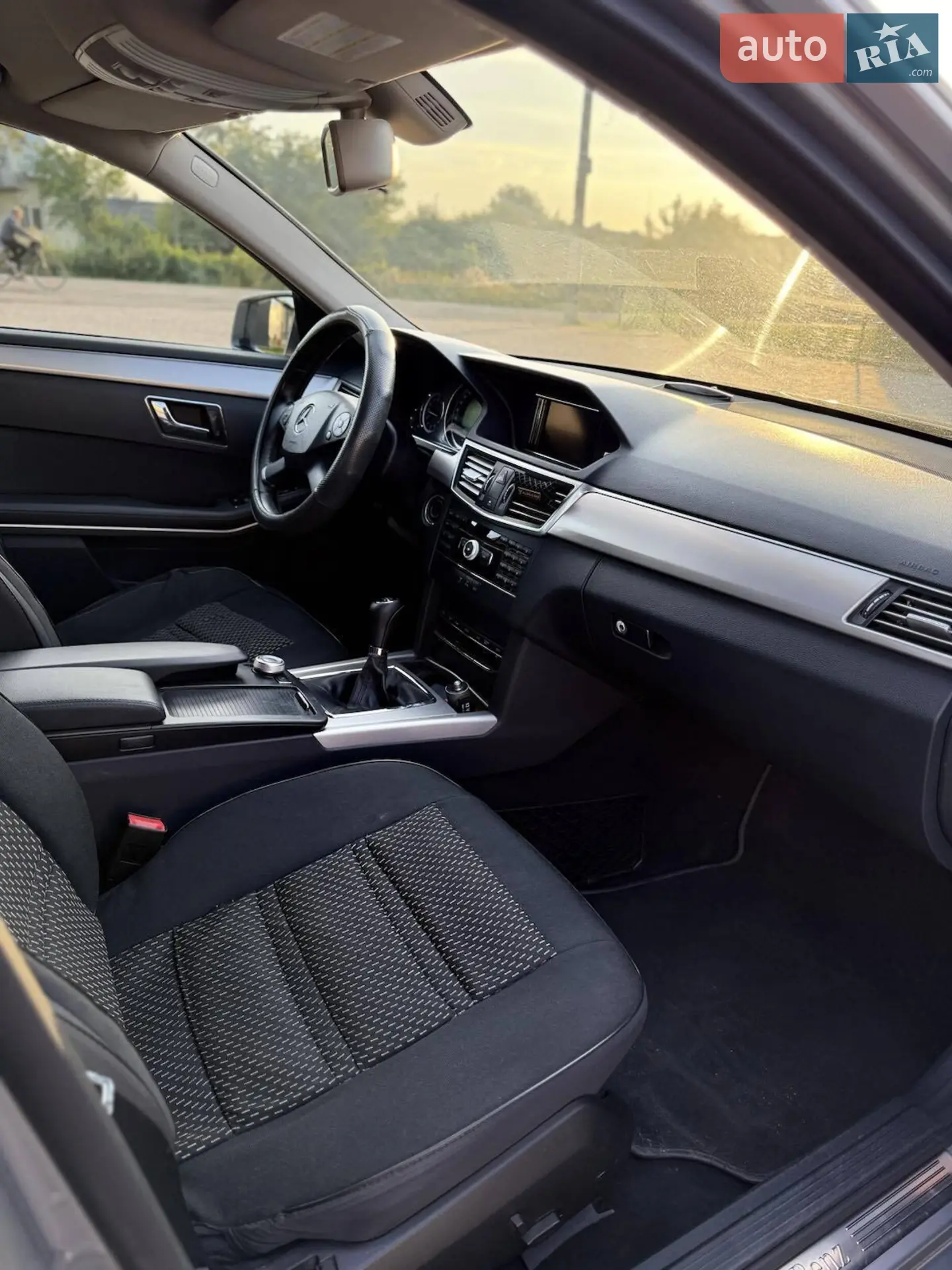 2010 Mercedes-Benz E-klasse - мініатюра 9