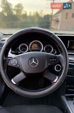 Седан Mercedes-Benz E-Class 2010 в 