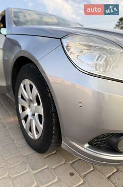 Седан Mercedes-Benz E-Class 2010 в 
