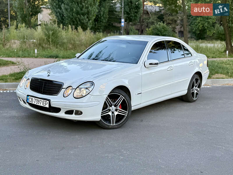 Mercedes-Benz E-Class 2004