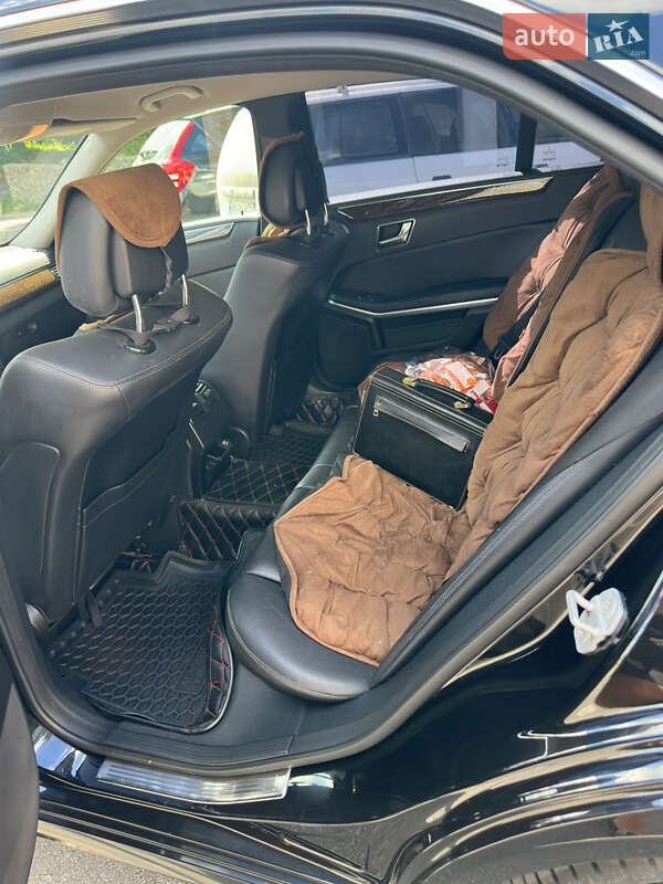 Седан Mercedes-Benz E-Class 2012 в Кагарлыке