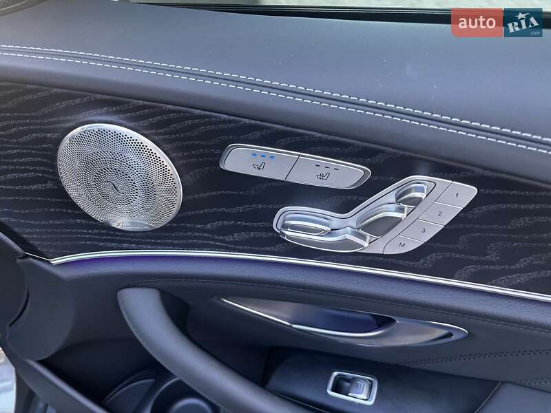 Седан Mercedes-Benz E-Class 2022 в Киеве