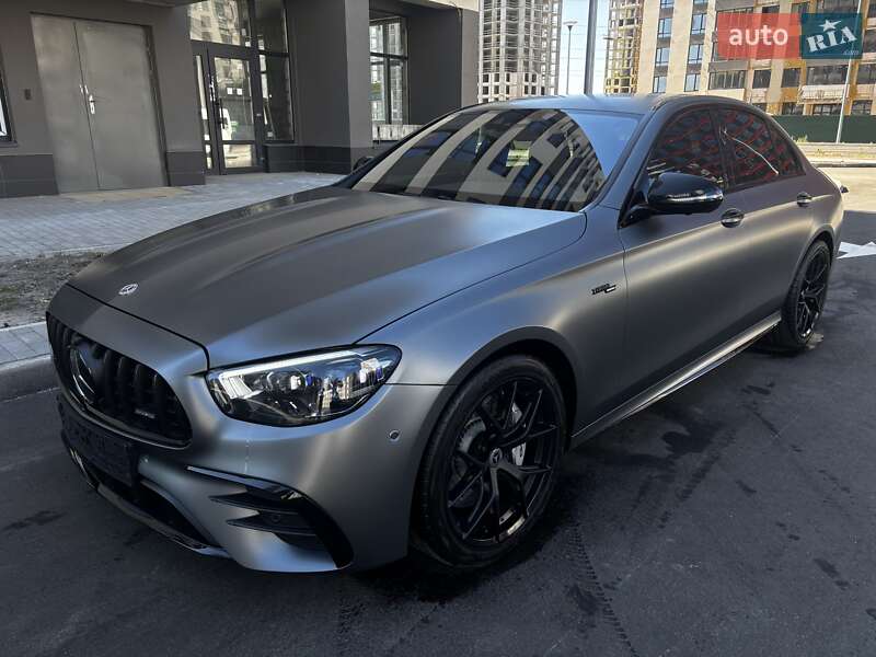 Седан Mercedes-Benz E-Class 2022 в Киеве