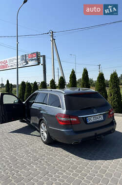 Универсал Mercedes-Benz E-Class 2012 в 