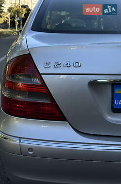 Седан Mercedes-Benz E-Class 2003 в 