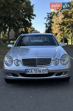 Седан Mercedes-Benz E-Class 2003 в 