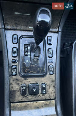 Седан Mercedes-Benz E-Class 2001 в 