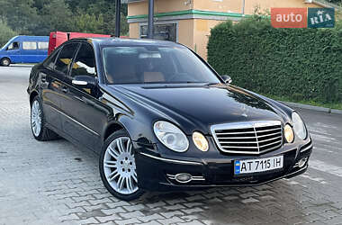 Седан Mercedes-Benz E-Class 2002 в Турке