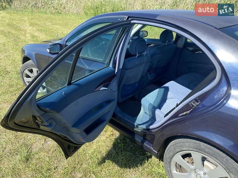 Седан Mercedes-Benz E-Class 2003 в Змиеве фото 6 Седан Mercedes-Benz E-Class 2003 в Змиеве