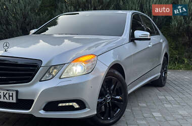 Седан Mercedes-Benz E-Class 2010 в 