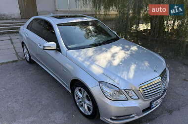 Mercedes-Benz E-Class 2011