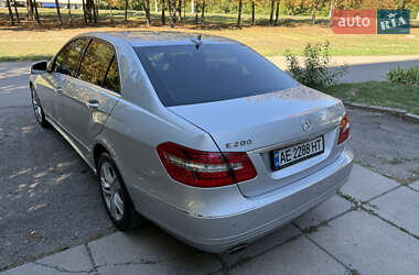 Седан Mercedes-Benz E-Class 2011 в 
