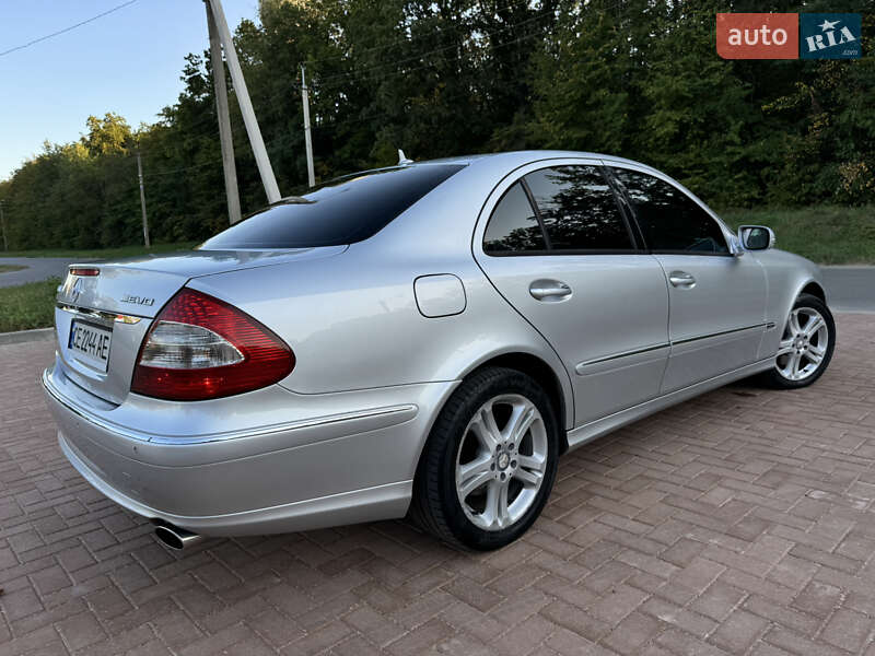 Седан Mercedes-Benz E-Class 2008 в Новоднестровске