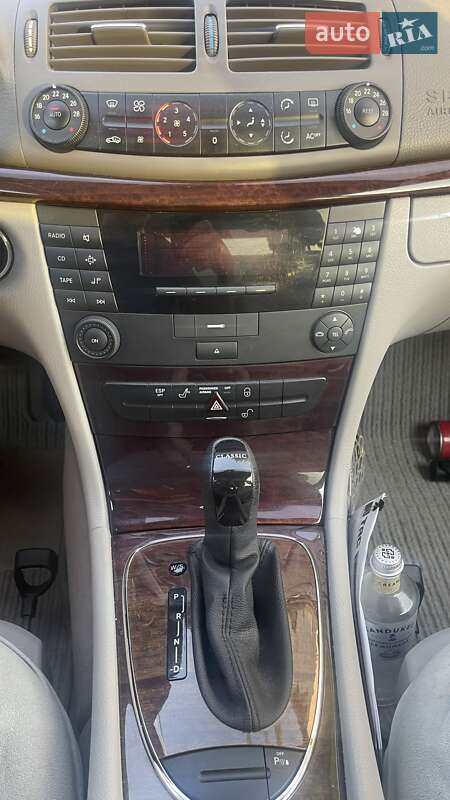 Седан Mercedes-Benz E-Class 2002 в Києві фото 8 Седан Mercedes-Benz E-Class 2002 в Києві