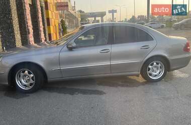 Седан Mercedes-Benz E-Class 2002 в 
