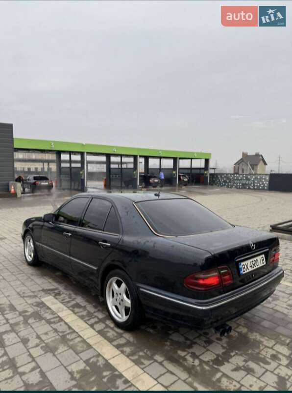 Седан Mercedes-Benz E-Class 2000 в Хмельницком