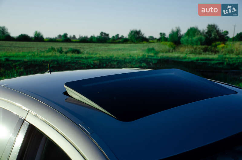 Седан Mercedes-Benz E-Class 2003 в Борисполі