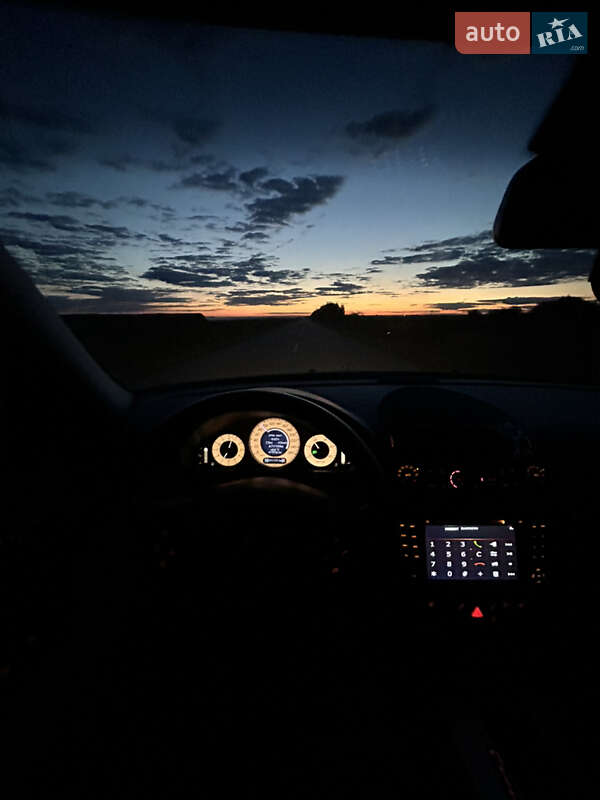 Седан Mercedes-Benz E-Class 2006 в Львове